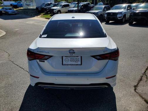 Aspen White Tricoat 2023 Nissan Sentra SR