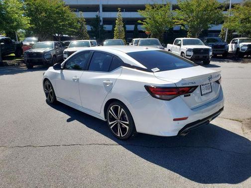 Aspen White Tricoat 2023 Nissan Sentra SR