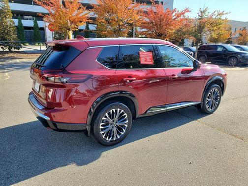 2024 Nissan Rogue Platinum