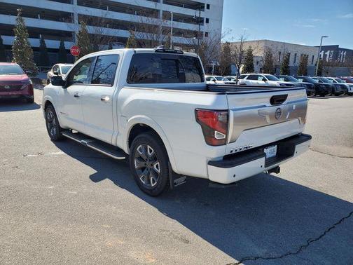 2024 Nissan Titan Platinum Reserve