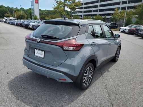 Super Black 2023 Nissan Kicks SV