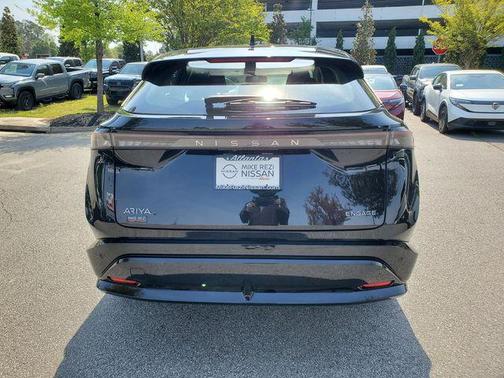 Black Diamond Pearl 2023 Nissan ARIYA ENGAGE