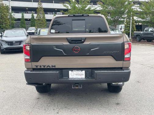 2024 Nissan Titan PRO-4X