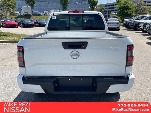 2025 Nissan Frontier SV