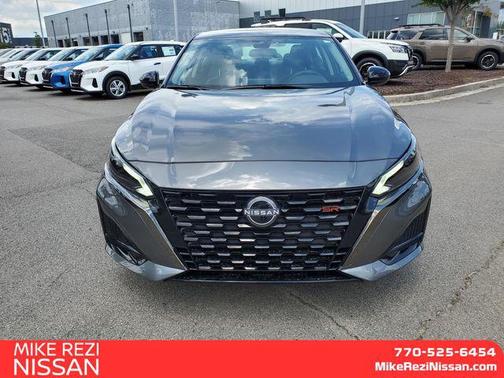 2025 Nissan Altima SR FWD