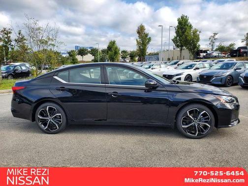 2025 Nissan Altima SR FWD