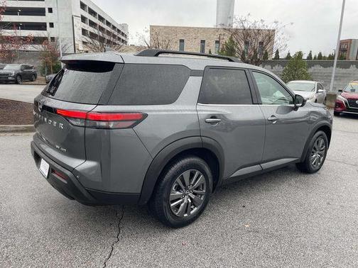 2022 Nissan Pathfinder SV 4WD