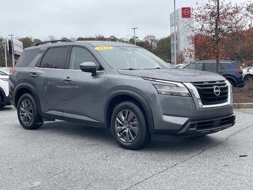 2022 Nissan Pathfinder SV 4WD
