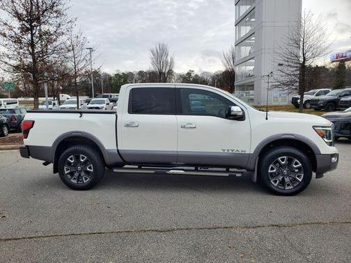 2021 Nissan Titan Platinum Reserve