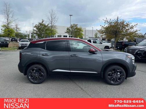 2025 Nissan Kicks SR