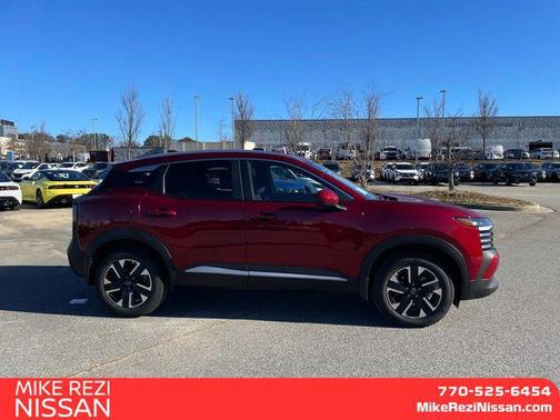 2025 Nissan Kicks SV