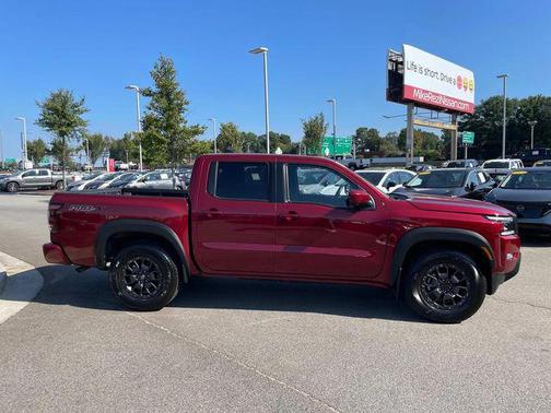 2022 Nissan Frontier PRO-X