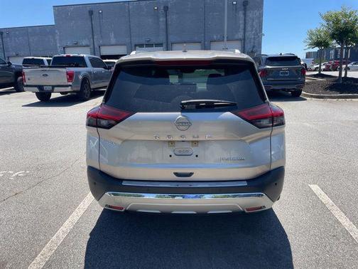 Champagne Silver Metallic 2023 Nissan Rogue Platinum