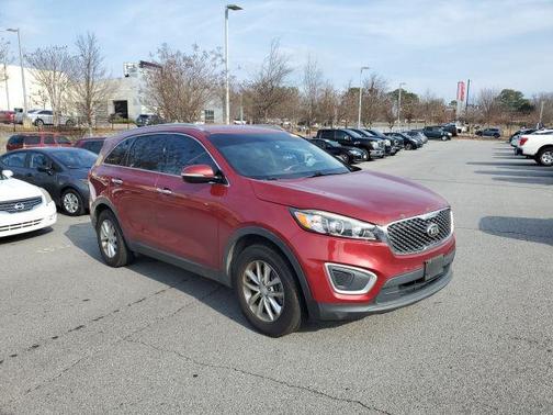 2018 Kia Sorento LX