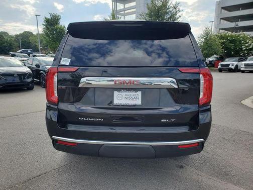 2023 GMC Yukon SLT