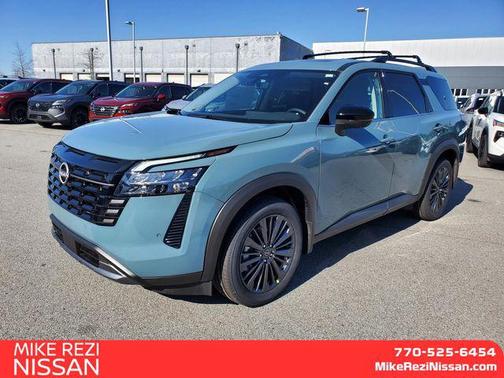 2026 Nissan Pathfinder SL