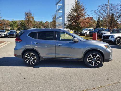 2020 Nissan Rogue SL