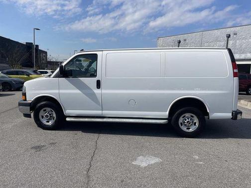 2024 GMC Savana 2500 Work Van