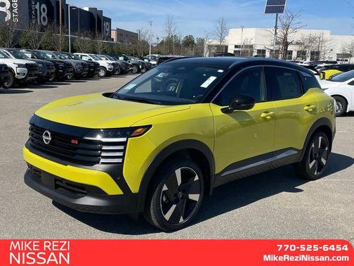 2025 Nissan Kicks SR