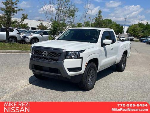 2025 Nissan Frontier SV