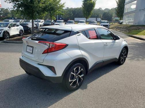 2021 Toyota C-HR LE