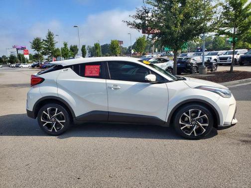 2021 Toyota C-HR LE