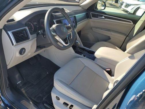 2021 Volkswagen Atlas 3.6L SE w/Technology