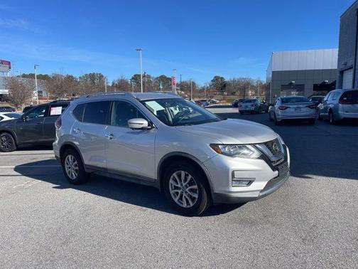2018 Nissan Rogue SV
