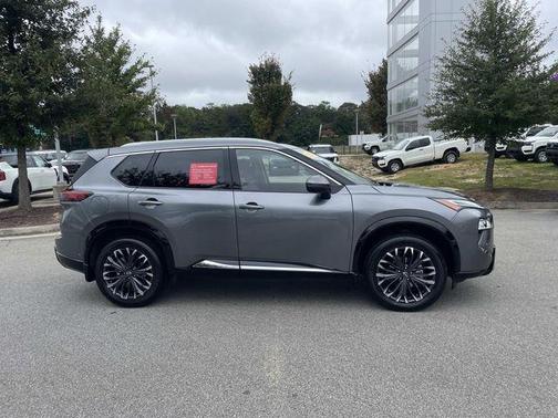 2024 Nissan Rogue Platinum