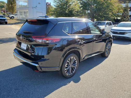 2024 Nissan Rogue Platinum