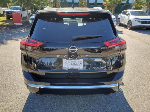 2024 Nissan Rogue Platinum