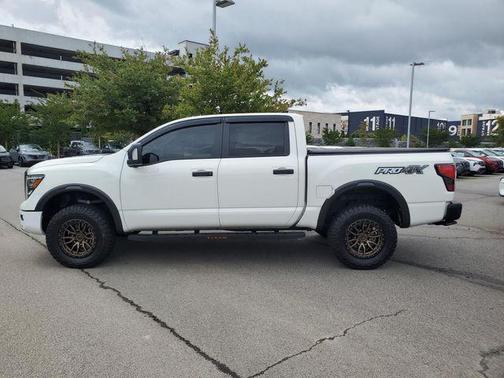 2024 Nissan Titan PRO-4X