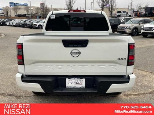 2025 Nissan Frontier SV