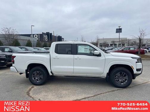 2025 Nissan Frontier SV