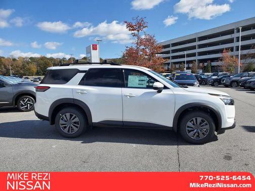 2025 Nissan Pathfinder SV FWD