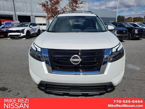 2025 Nissan Pathfinder SV FWD