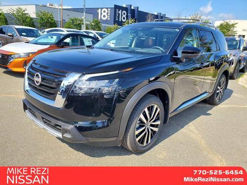 2025 Nissan Pathfinder Platinum FWD