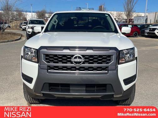 2025 Nissan Frontier SV