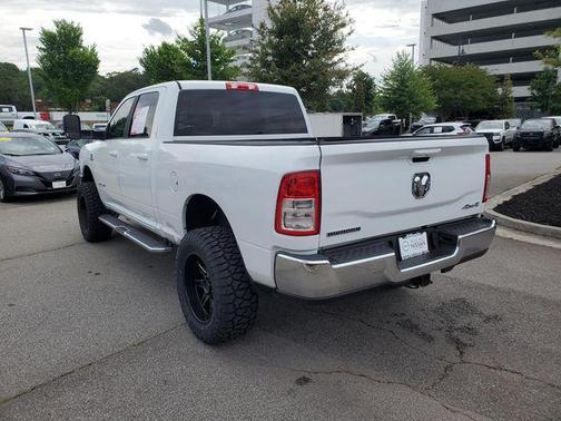Bright White Clearcoat 2022 RAM 2500 Big Horn Crew Cab 4x4 6'4' Box