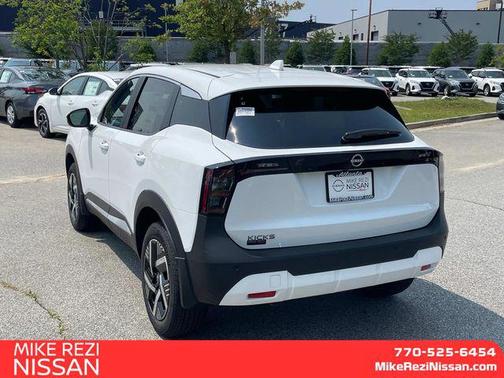 2025 Nissan Kicks SV