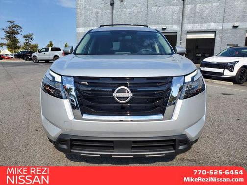2025 Nissan Pathfinder SV FWD