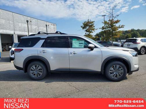 2025 Nissan Pathfinder SV FWD