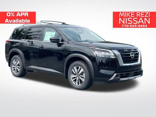 2025 Nissan Pathfinder SL 4WD