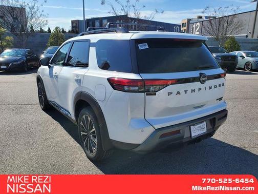 2026 Nissan Pathfinder Platinum