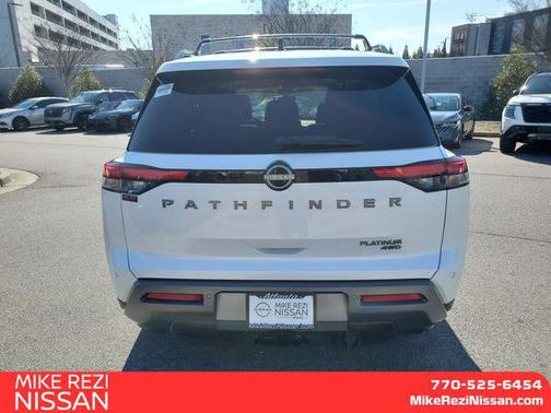 2026 Nissan Pathfinder Platinum