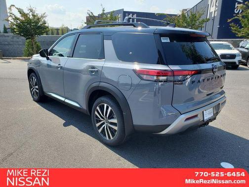 2025 Nissan Pathfinder Platinum 4WD