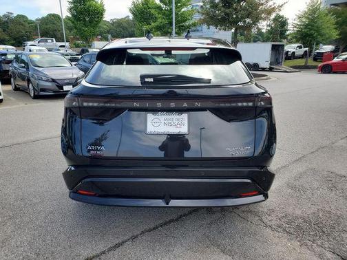 Black Diamond Pearl 2023 Nissan ARIYA PLATINUM+