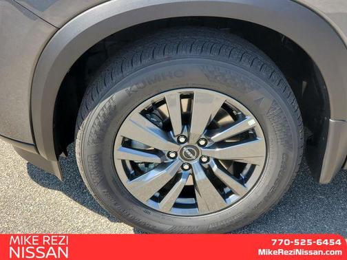 2025 Nissan Pathfinder SV FWD