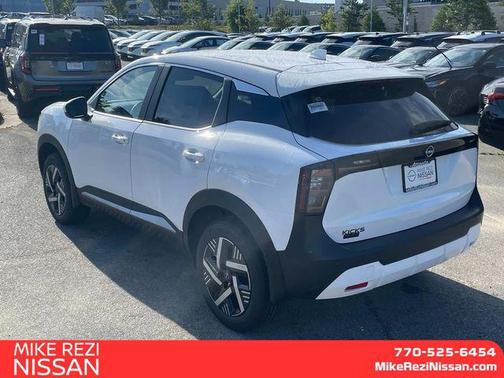 2025 Nissan Kicks SV