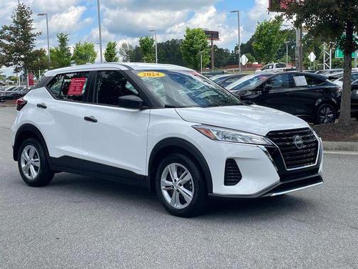 2024 Nissan Kicks S